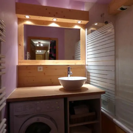 T2 + Coin Montagne, Ideal Familles, Proche Pistes Et Commerces - Garage, Balcon, 6 Pers. - Fr-1-458-142 * Le Grand-Bornand