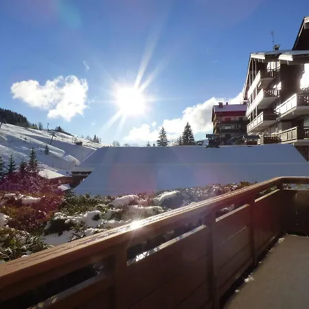 T2 + Coin Montagne, Ideal Familles, Proche Pistes Et Commerces - Garage, Balcon, 6 Pers. - Fr-1-458-142